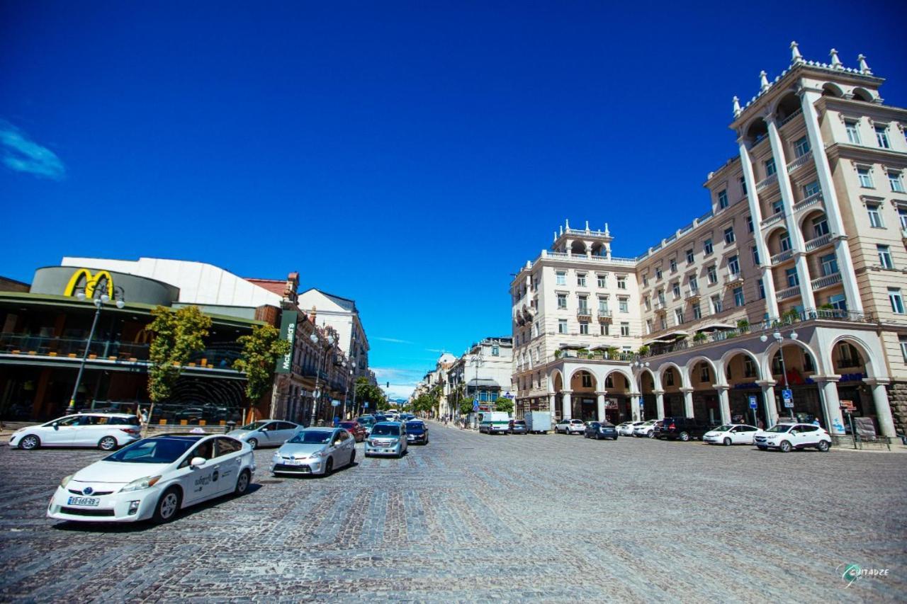 Coral Boutique Hotel Тбилиси Экстерьер фото