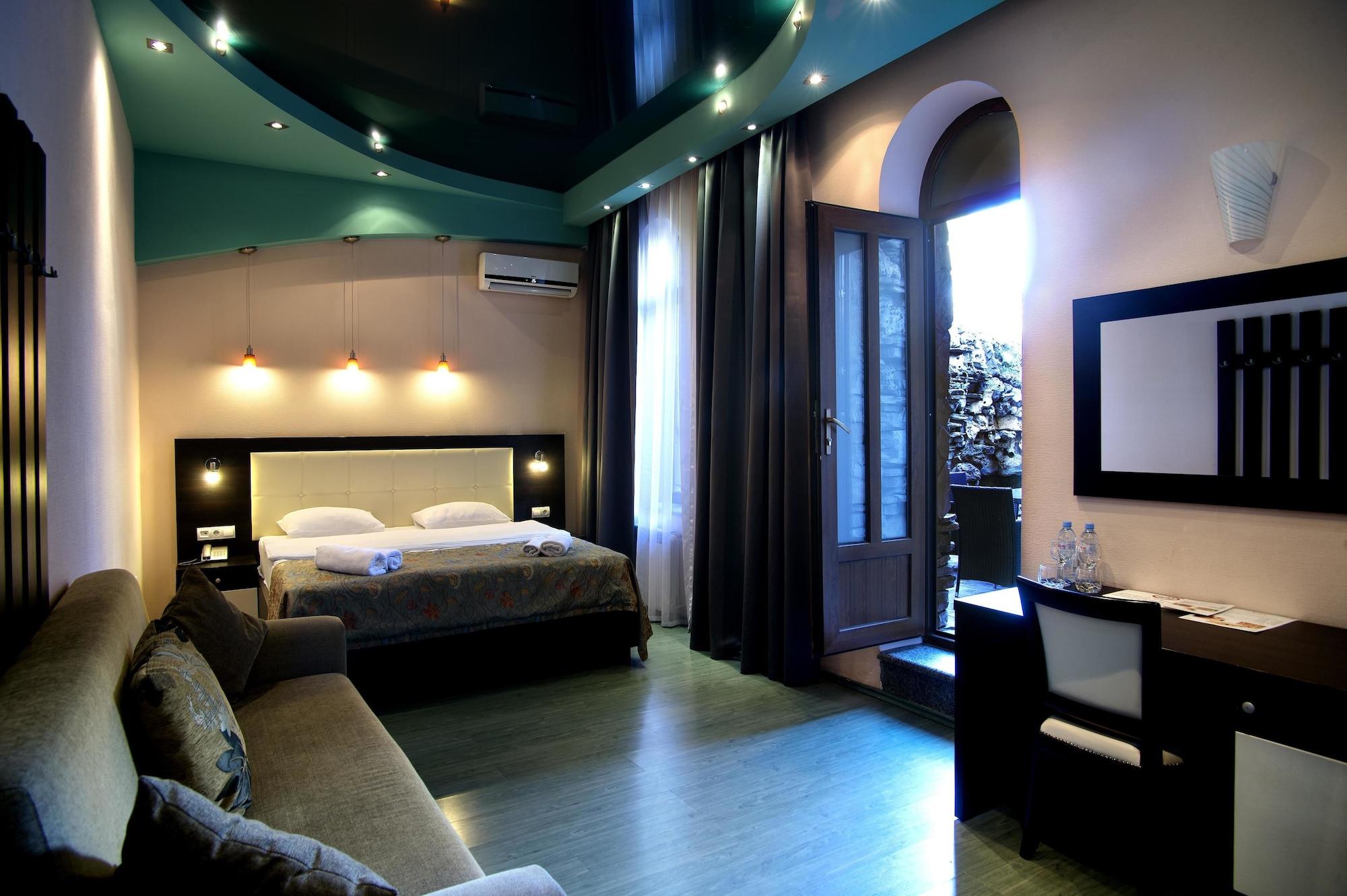 Coral Boutique Hotel Тбилиси Экстерьер фото