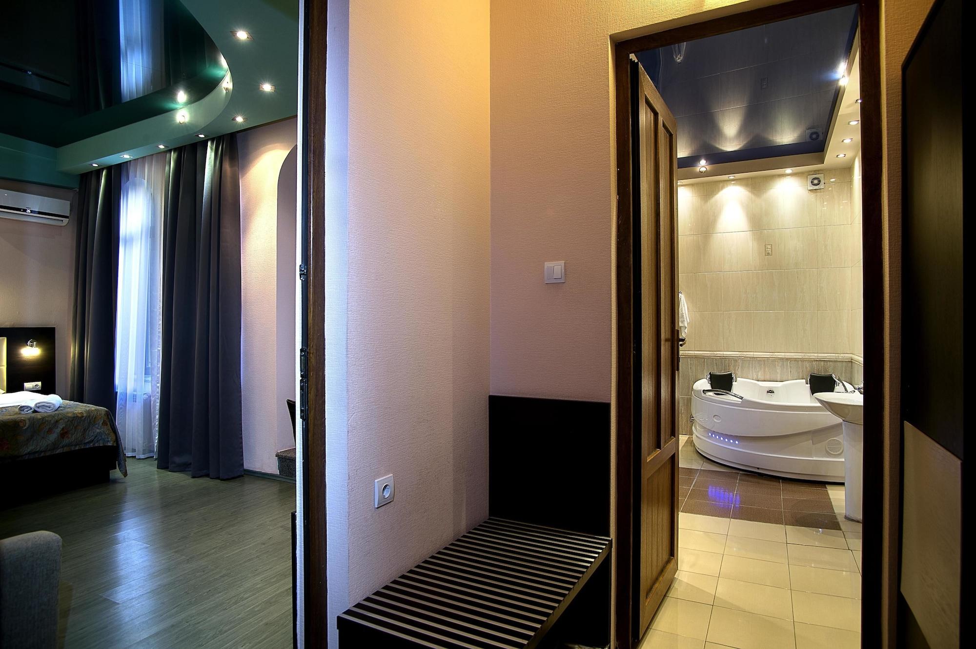 Coral Boutique Hotel Тбилиси Экстерьер фото