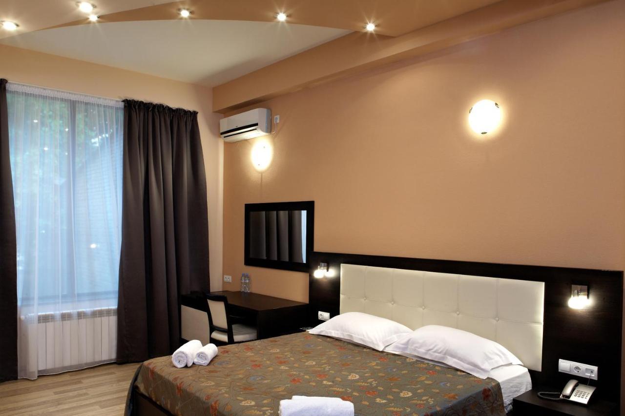 Coral Boutique Hotel Тбилиси Экстерьер фото