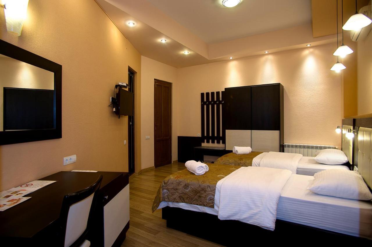 Coral Boutique Hotel Тбилиси Экстерьер фото